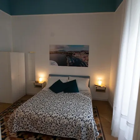 Resta Cu'mme Vomero-3